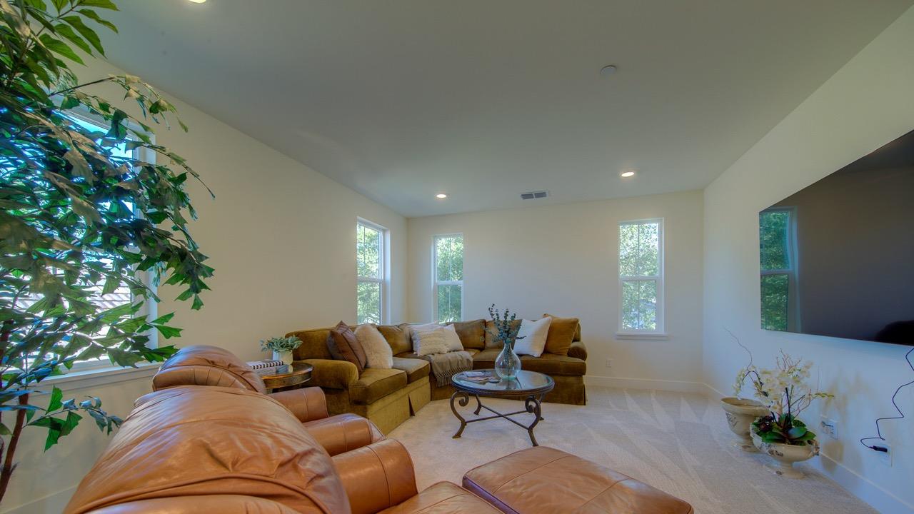 Detail Gallery Image 21 of 34 For 7135 Sunterra Way, Granite Bay,  CA 95746 - 4 Beds | 3/1 Baths