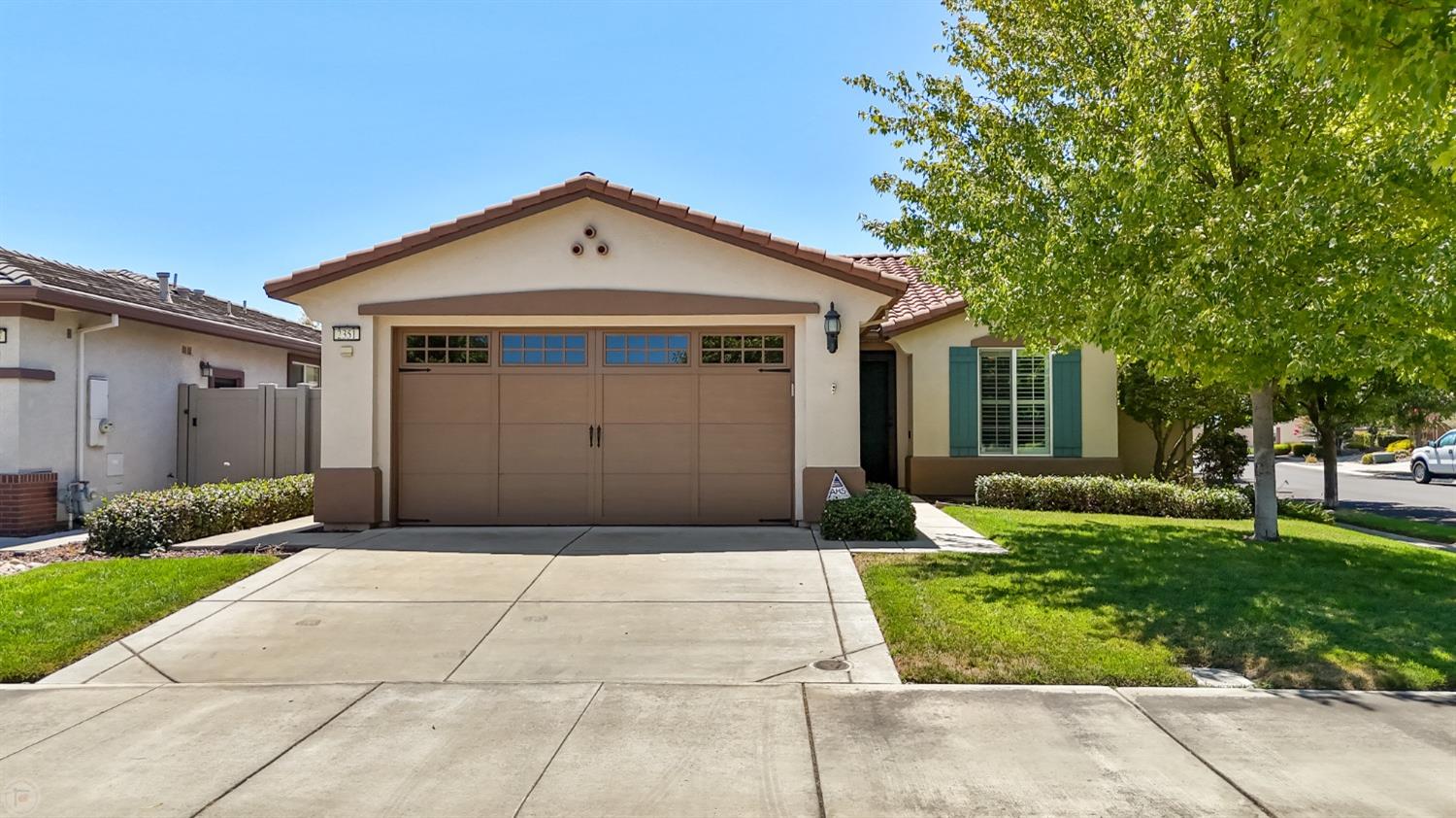 Detail Gallery Image 5 of 82 For 2351 Shadow Berry Dr, Manteca,  CA 95336 - 2 Beds | 2 Baths