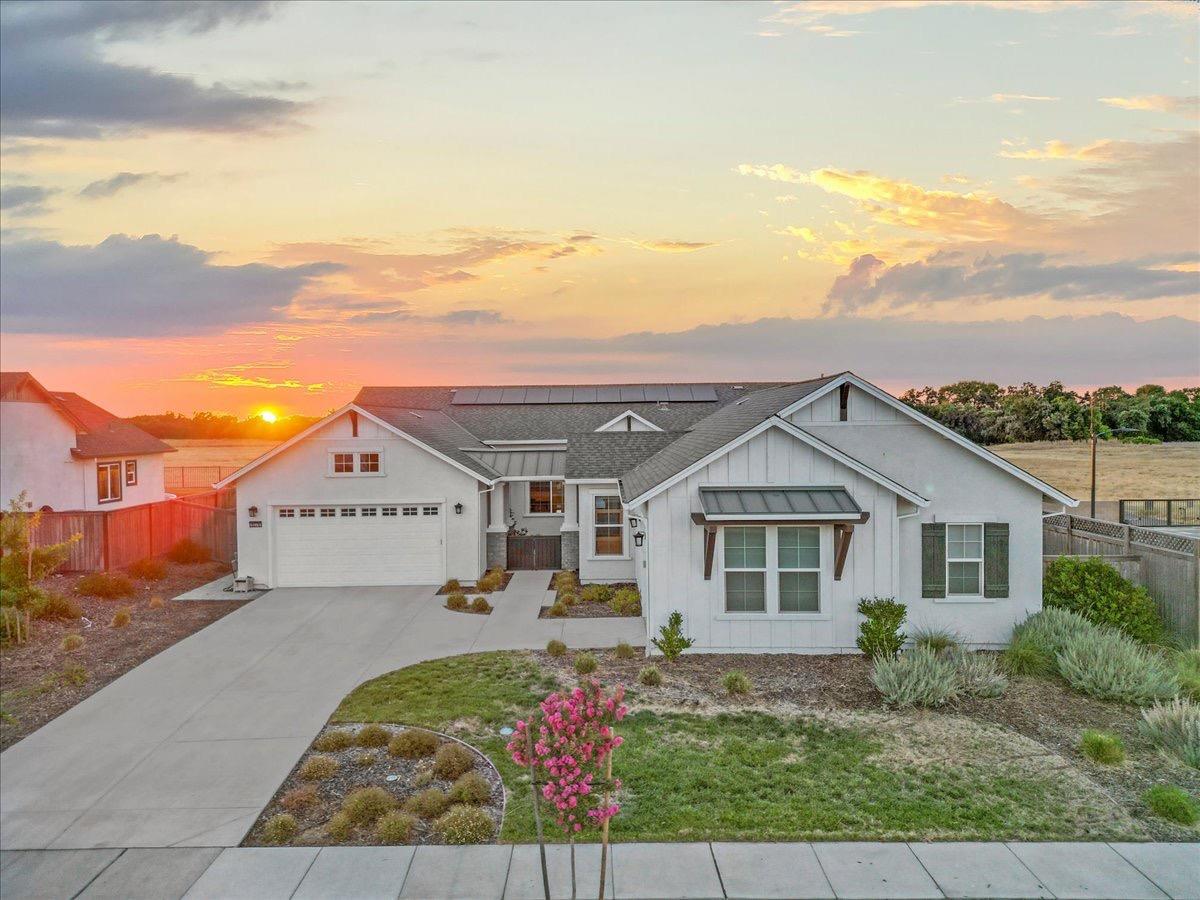 Detail Gallery Image 1 of 1 For 9270 Mirabelle St, Roseville,  CA 95747 - 4 Beds | 3/1 Baths