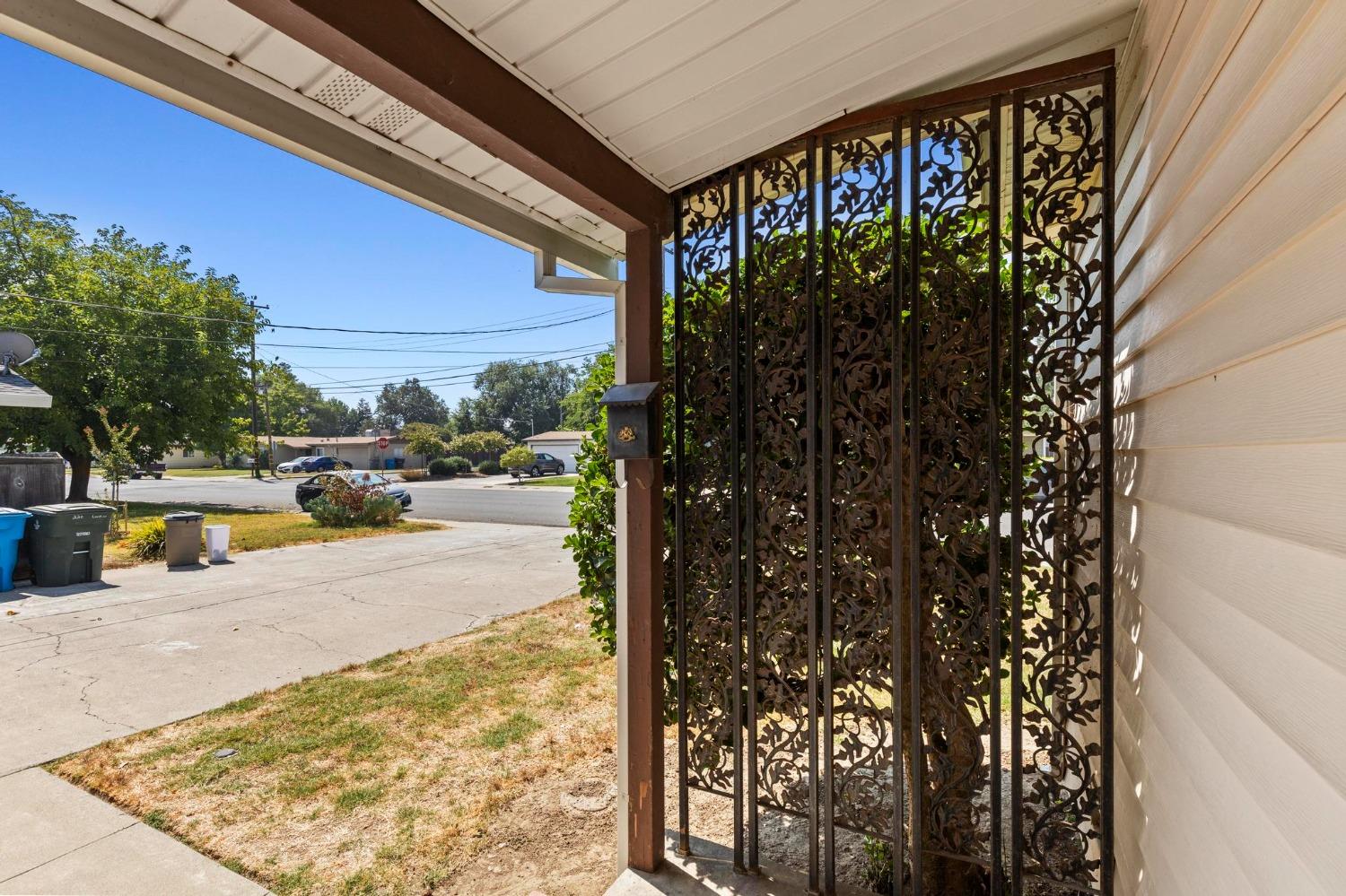 Detail Gallery Image 7 of 39 For 220 Louis Ln, Colusa,  CA 95932 - 3 Beds | 2 Baths