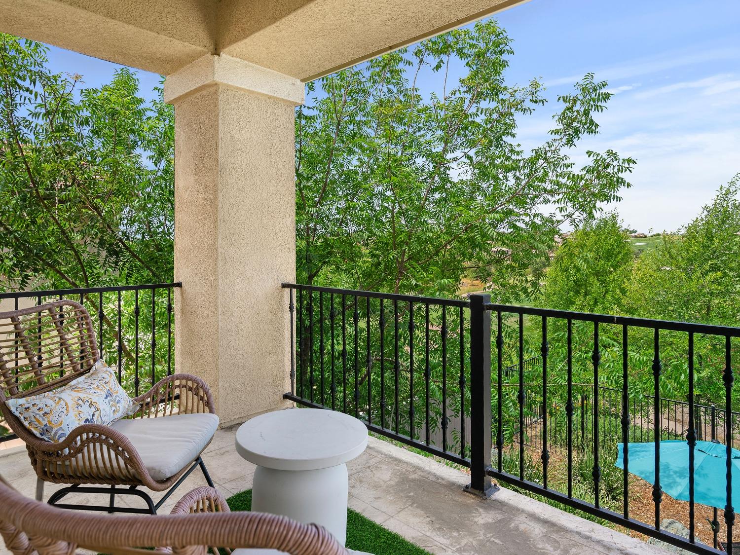 Detail Gallery Image 37 of 76 For 2616 Orsay Way, El Dorado Hills,  CA 95762 - 5 Beds | 4/1 Baths