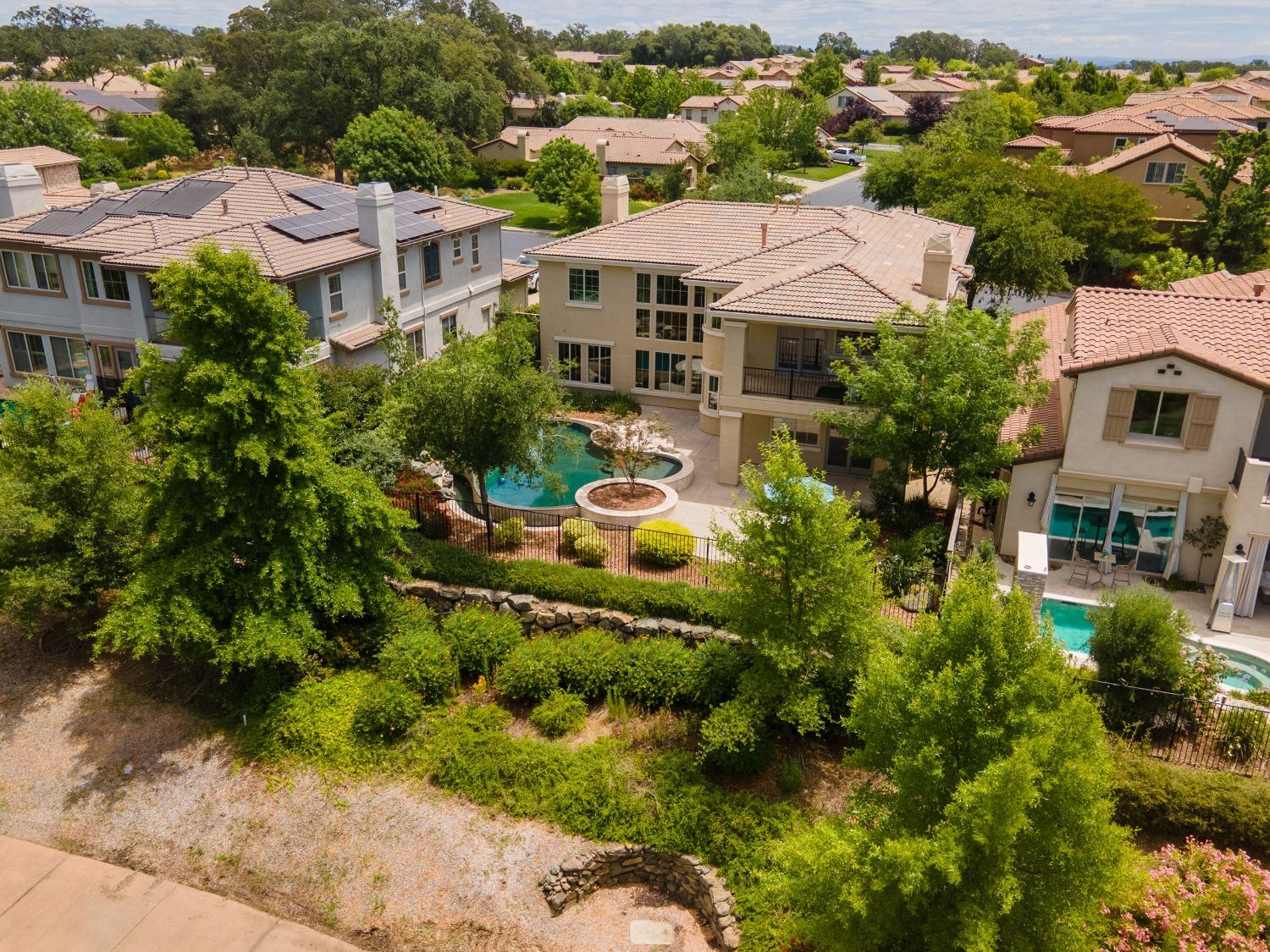 Detail Gallery Image 61 of 76 For 2616 Orsay Way, El Dorado Hills,  CA 95762 - 5 Beds | 4/1 Baths