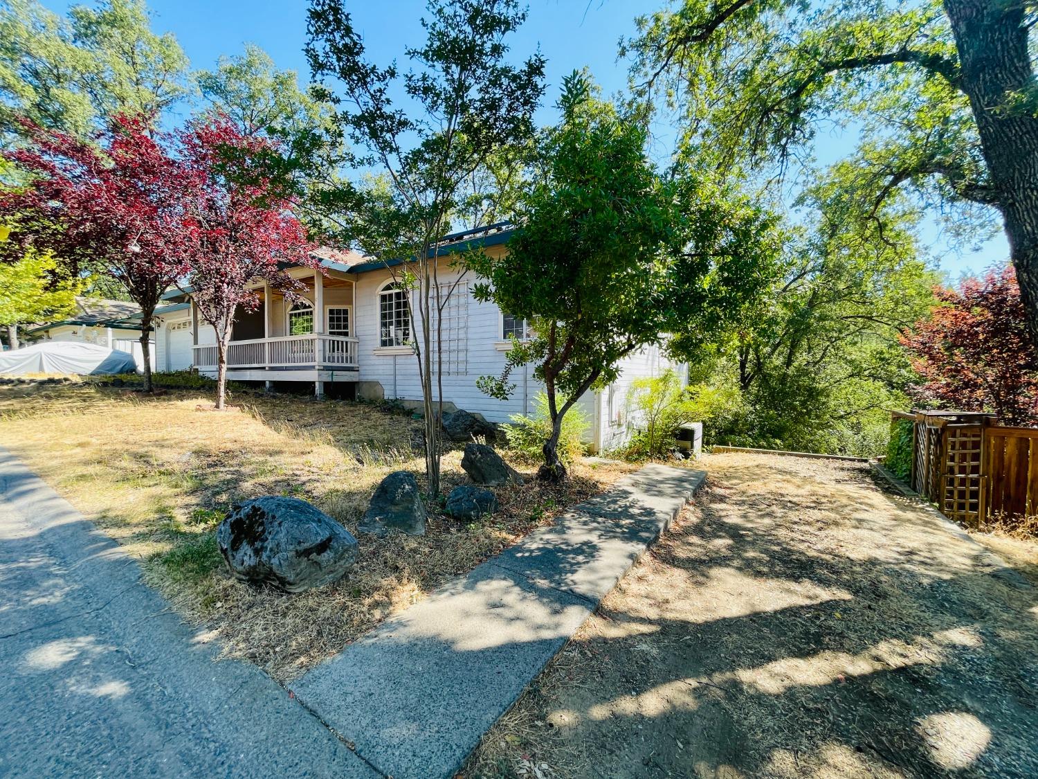 Detail Gallery Image 2 of 33 For 2767 Hawks Landing Ct, Placerville,  CA 95667 - 3 Beds | 2 Baths