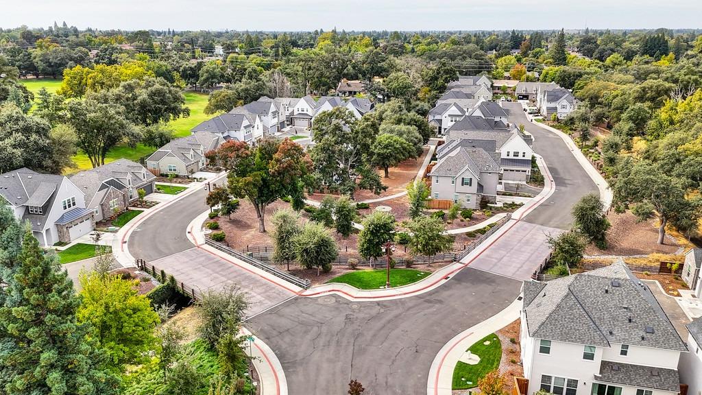 Detail Gallery Image 4 of 33 For 7591 Twin Bridges Ln, Citrus Heights,  CA 95610 - 3 Beds | 2/1 Baths