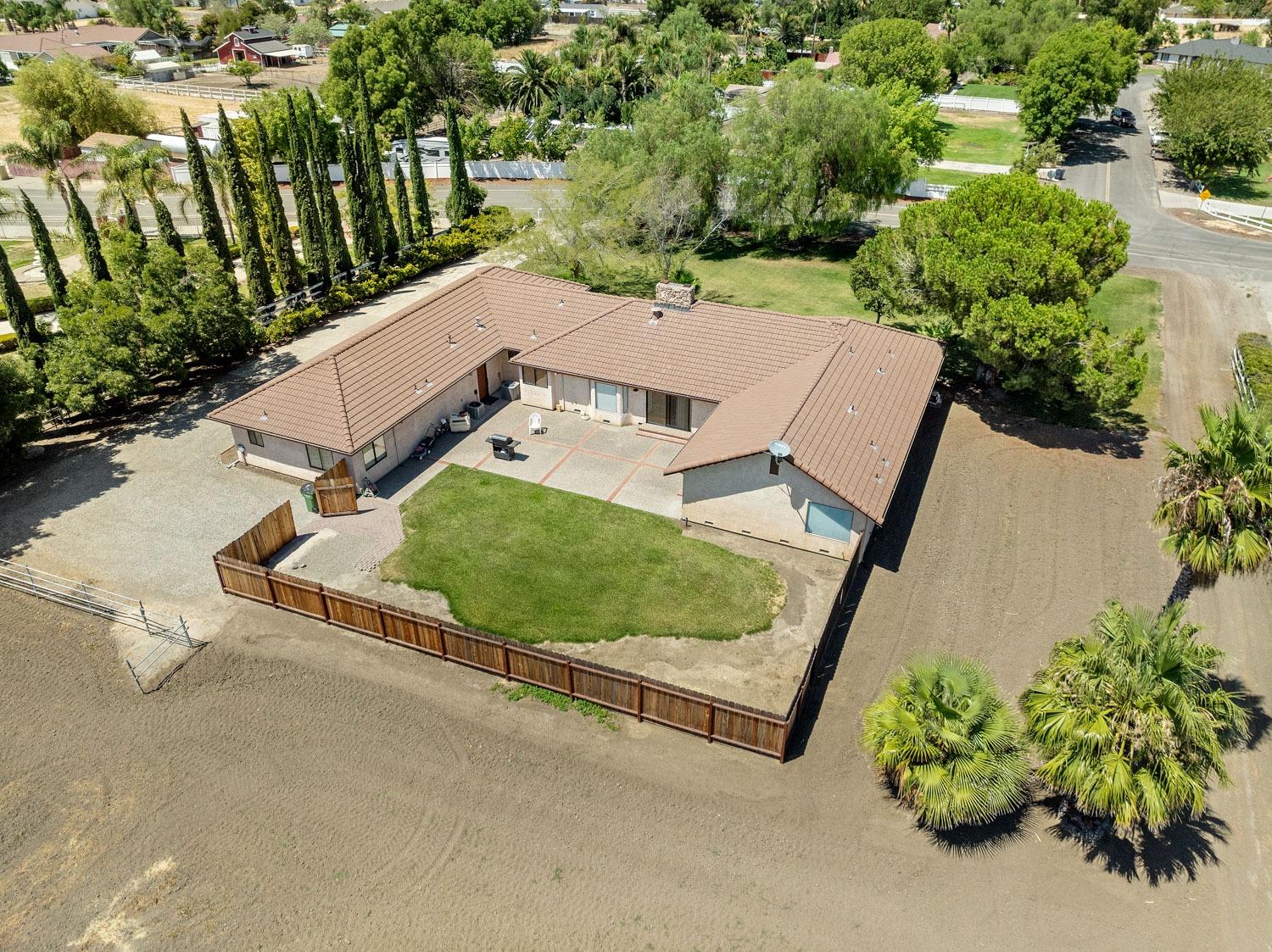 Detail Gallery Image 32 of 83 For 16692 Los Positas Way, Tracy,  CA 95304 - 5 Beds | 4 Baths