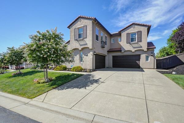 Detail Gallery Image 4 of 72 For 3800 Monteverde Dr, Lincoln,  CA 95648 - 5 Beds | 3/1 Baths