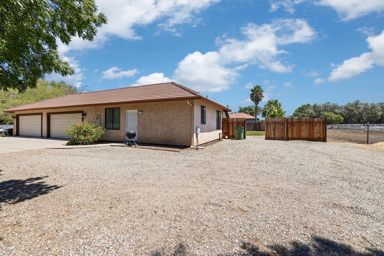 Detail Gallery Image 27 of 83 For 16692 Los Positas Way, Tracy,  CA 95304 - 5 Beds | 4 Baths