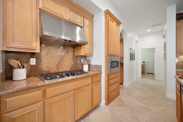 Detail Gallery Image 23 of 72 For 3800 Monteverde Dr, Lincoln,  CA 95648 - 5 Beds | 3/1 Baths