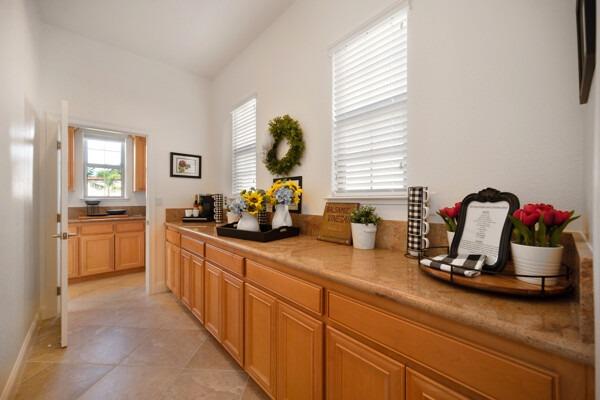 Detail Gallery Image 25 of 72 For 3800 Monteverde Dr, Lincoln,  CA 95648 - 5 Beds | 3/1 Baths