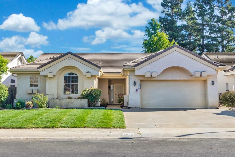 Detail Gallery Image 1 of 1 For 7804 Wymark Dr, Elk Grove,  CA 95758 - 3 Beds | 2 Baths