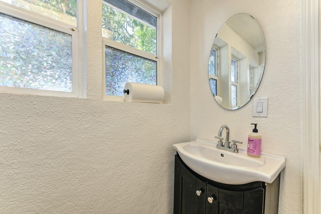 Detail Gallery Image 23 of 29 For 342 F St., Lincoln,  CA 95648 - – Beds | – Baths