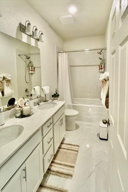 Detail Gallery Image 10 of 24 For 8210 Scrimshaw Way, Sacramento,  CA 95829 - 3 Beds | 2 Baths