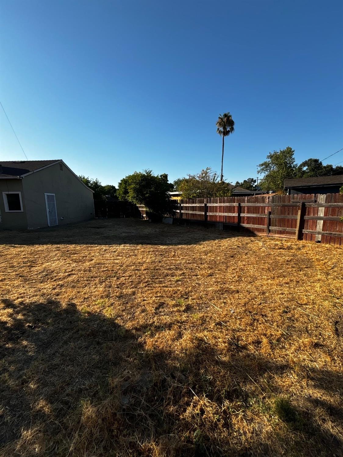 Detail Gallery Image 12 of 12 For 238 Bay Dr, Sacramento,  CA 95815 - 2 Beds | 1 Baths