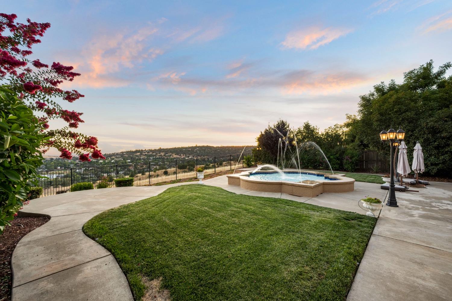 Detail Gallery Image 1 of 1 For 1288 Souza Dr, El Dorado Hills,  CA 95762 - 5 Beds | 4 Baths