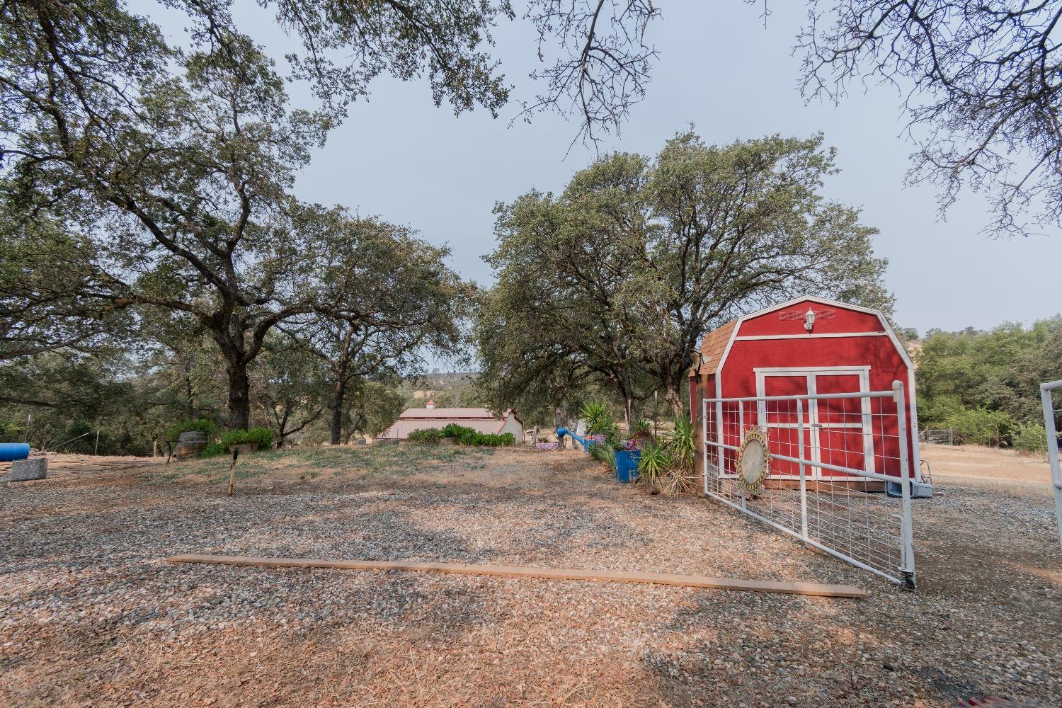 Township Road, Browns Valley, California image 42