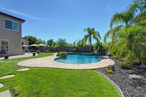 Detail Gallery Image 56 of 72 For 3800 Monteverde Dr, Lincoln,  CA 95648 - 5 Beds | 3/1 Baths