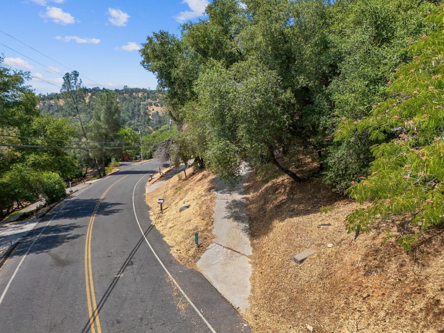 Detail Gallery Image 32 of 38 For 20197 Chaparral Cir, Penn Valley,  CA 95946 - 3 Beds | 2/1 Baths