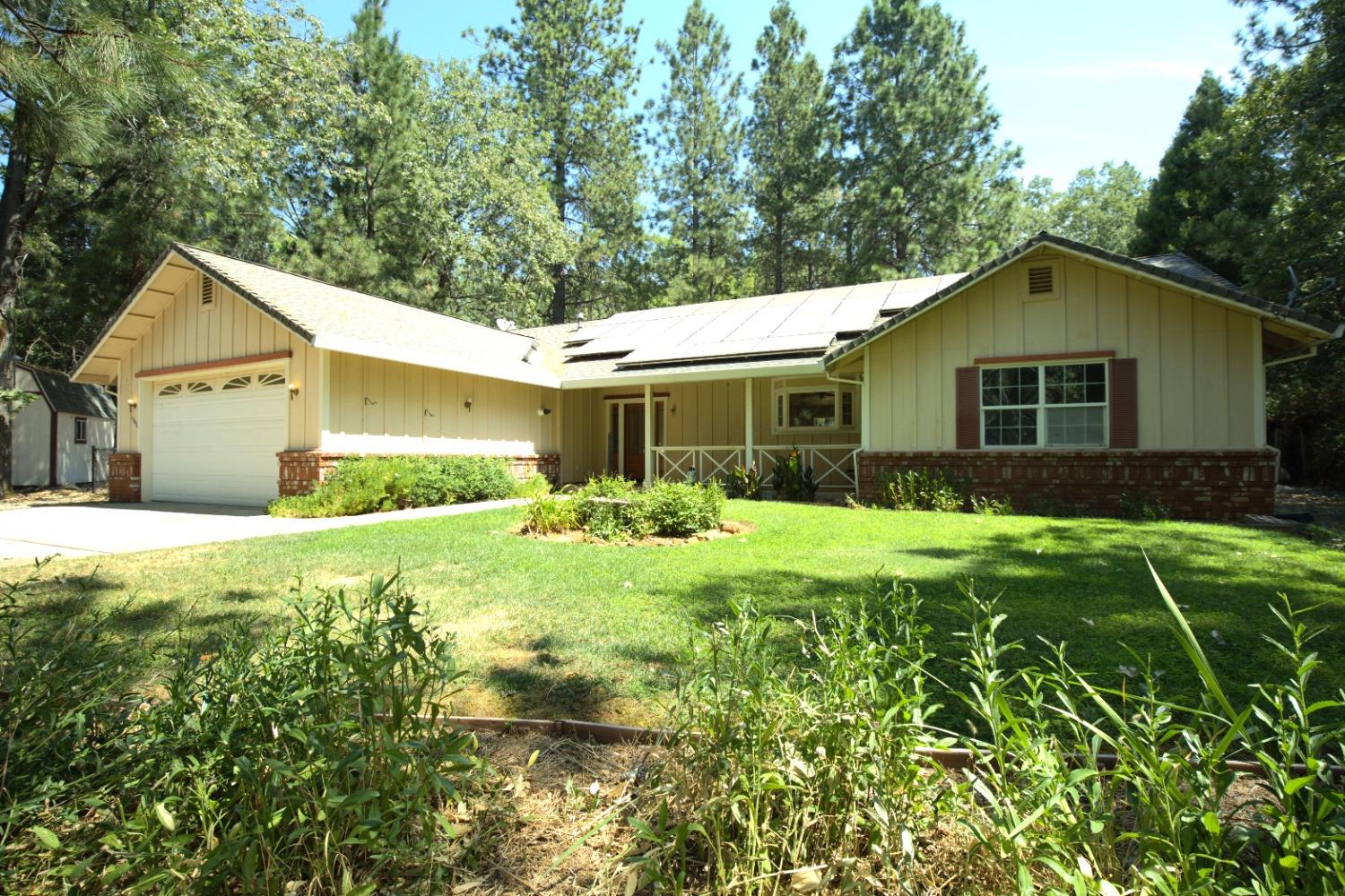 Alta Sierra Drive, Grass Valley, California image 1