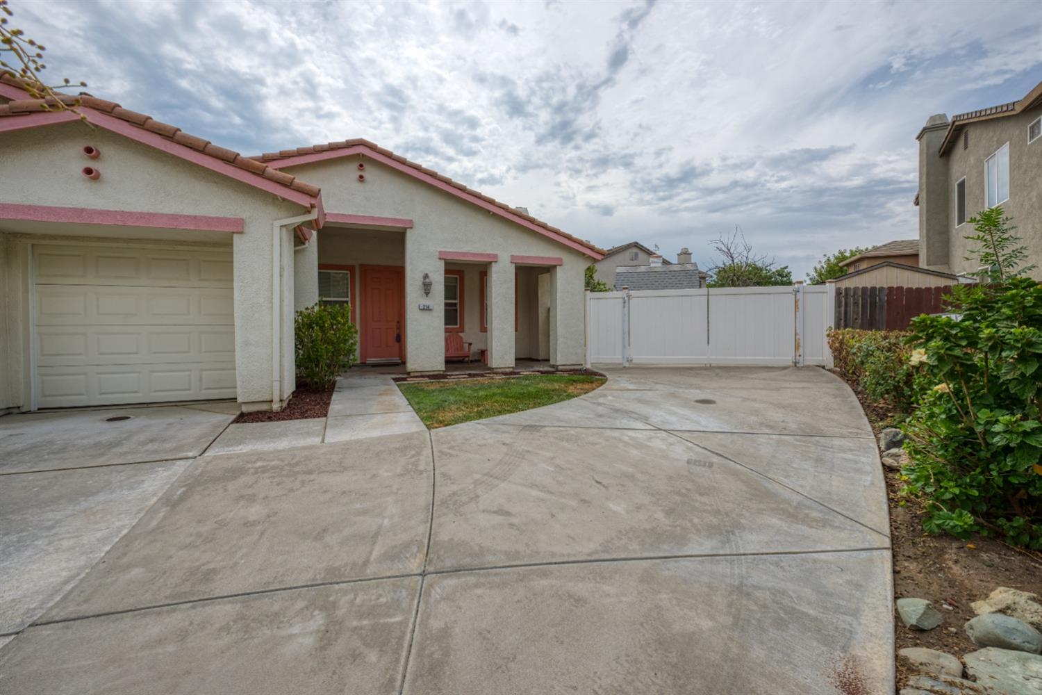 Sorrel Court, Patterson, California image 3