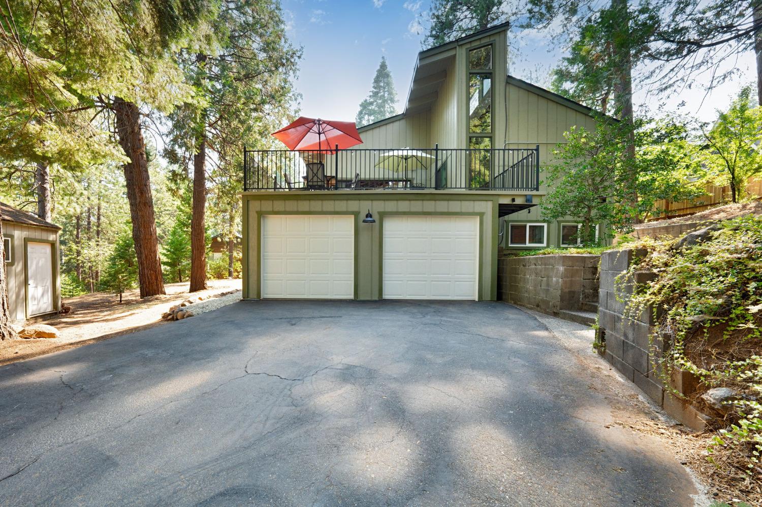 Detail Gallery Image 1 of 1 For 4340 Lakeridge Dr, Pollock Pines,  CA 95726 - 3 Beds | 2 Baths