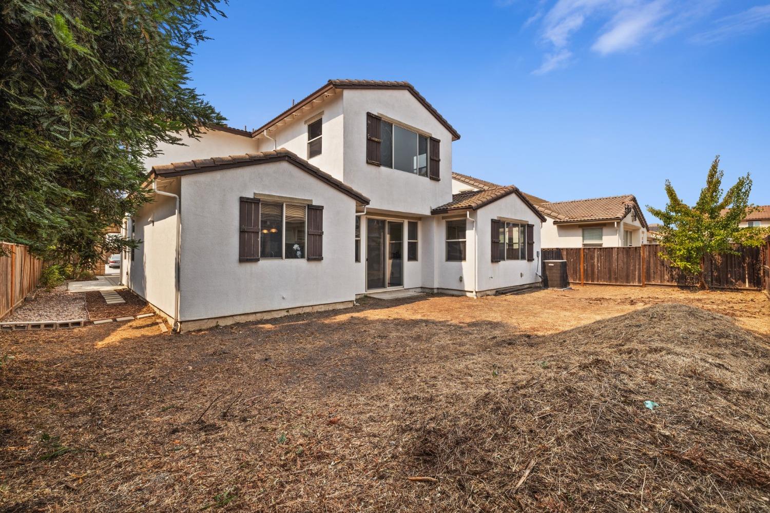 Detail Gallery Image 48 of 51 For 4019 Metaponto Way, Sacramento,  CA 95834 - 4 Beds | 3/1 Baths