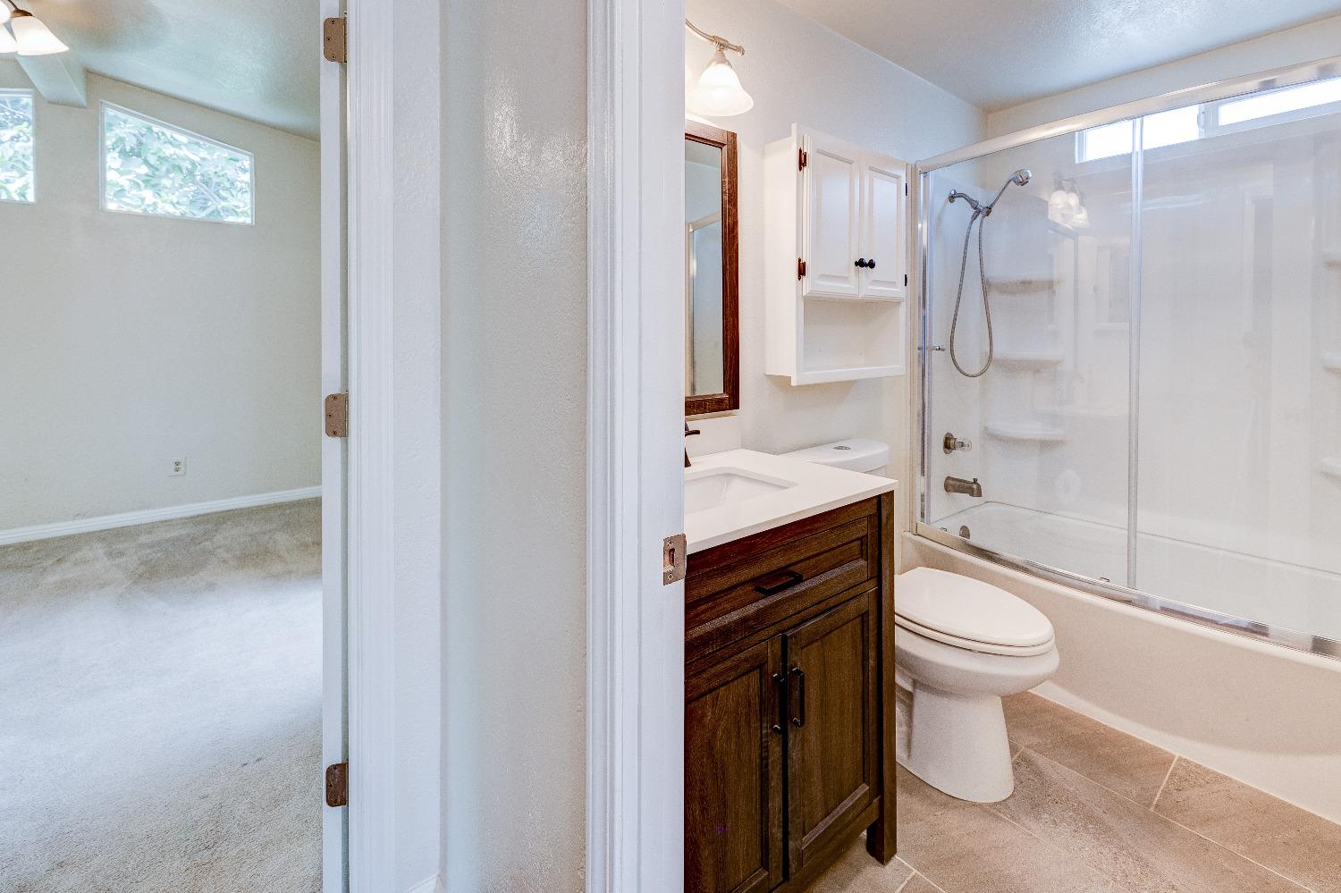 Detail Gallery Image 50 of 87 For 21 Whispering Way, Lodi,  CA 95242 - 2 Beds | 2 Baths