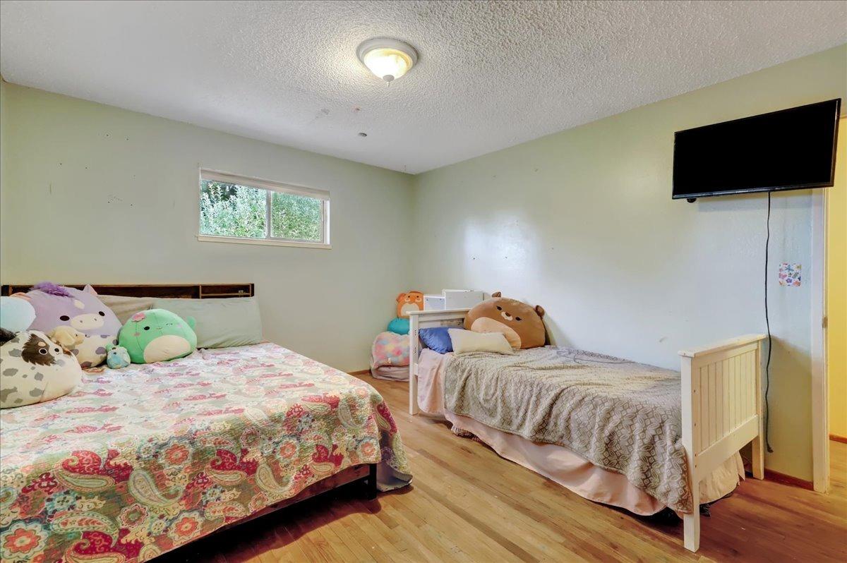 Detail Gallery Image 20 of 43 For 13275 Goldenchain Ct, Grass Valley,  CA 95949 - 3 Beds | 2 Baths