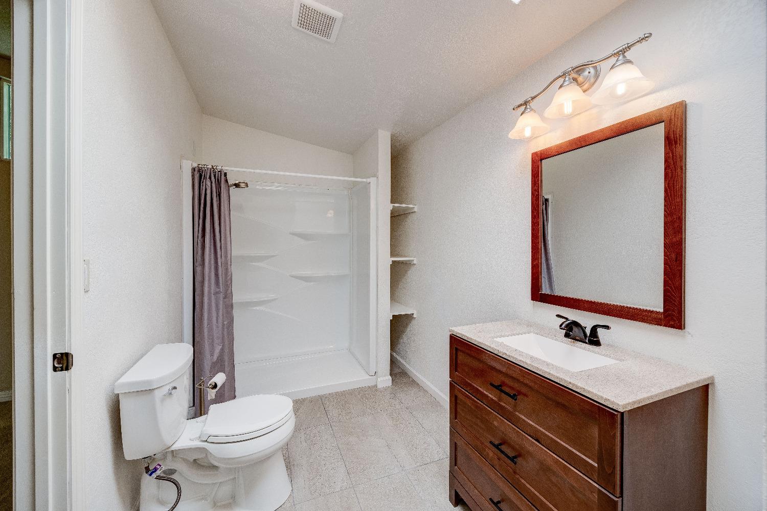 Detail Gallery Image 41 of 87 For 21 Whispering Way, Lodi,  CA 95242 - 2 Beds | 2 Baths