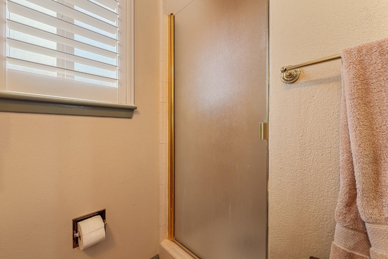 Detail Gallery Image 9 of 41 For 2359 3rd St, Atwater,  CA 95301 - 3 Beds | 2 Baths