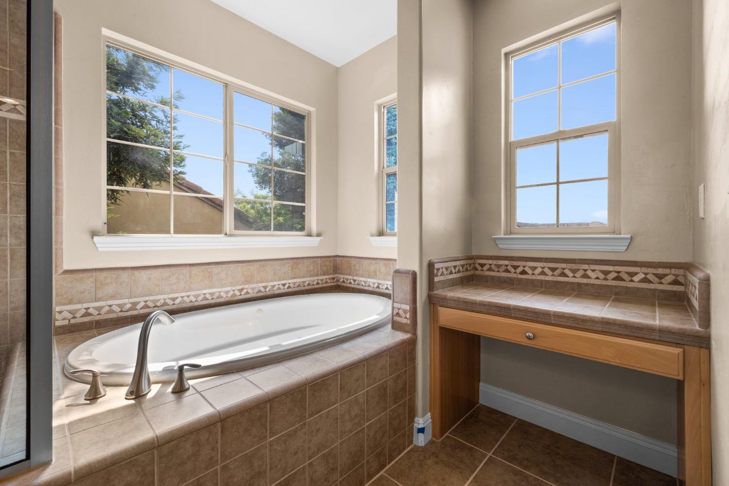 Detail Gallery Image 32 of 51 For 4019 Metaponto Way, Sacramento,  CA 95834 - 4 Beds | 3/1 Baths