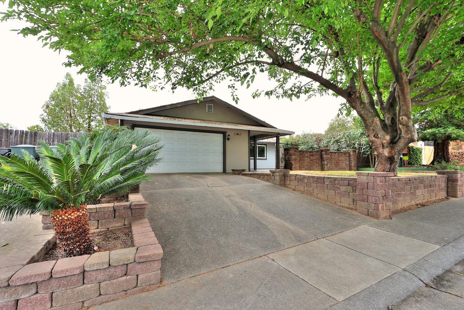 Detail Gallery Image 1 of 1 For 6212 Dark Star Way, Orangevale,  CA 95662 - 3 Beds | 2 Baths