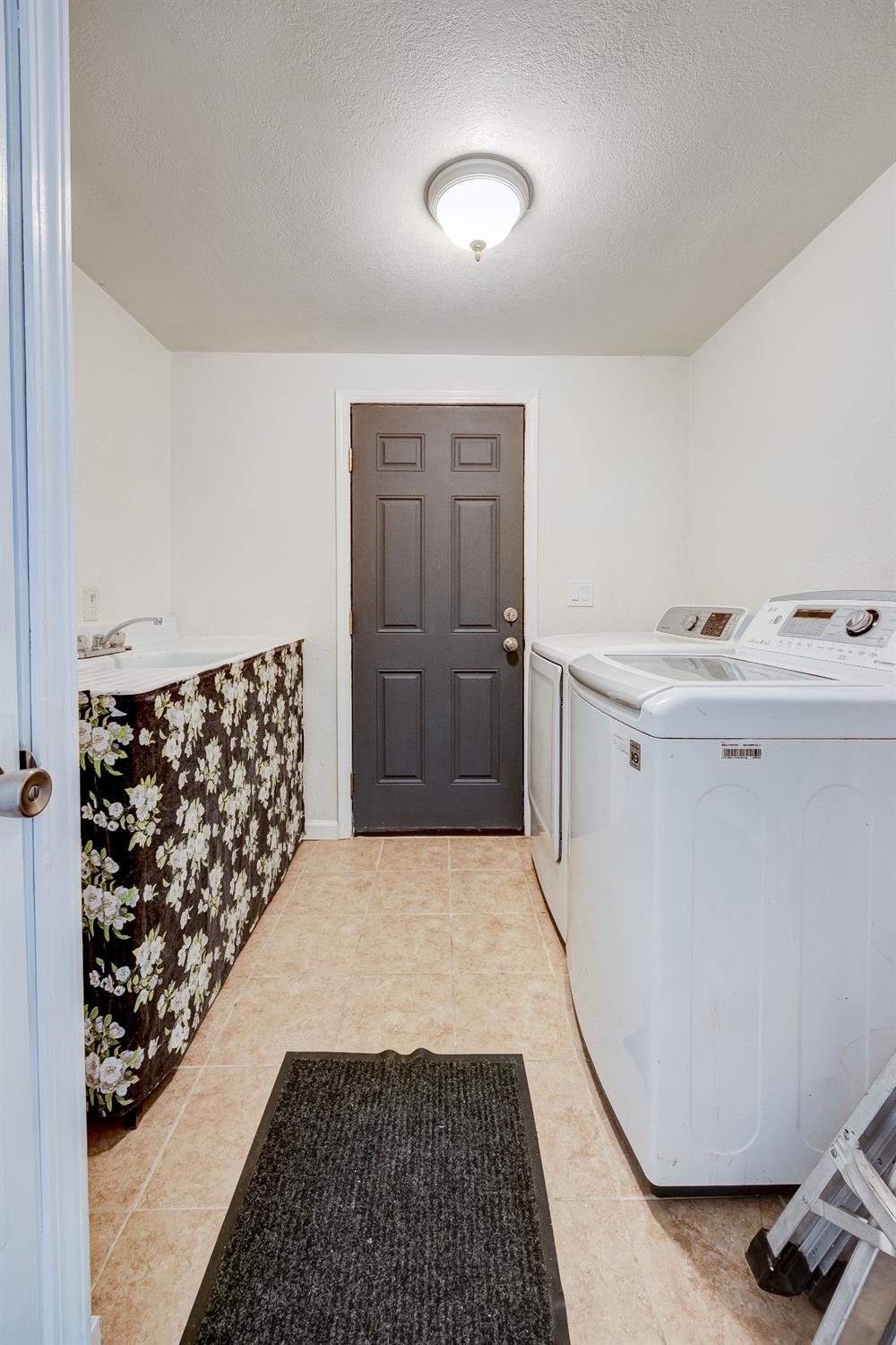 Detail Gallery Image 54 of 87 For 21 Whispering Way, Lodi,  CA 95242 - 2 Beds | 2 Baths