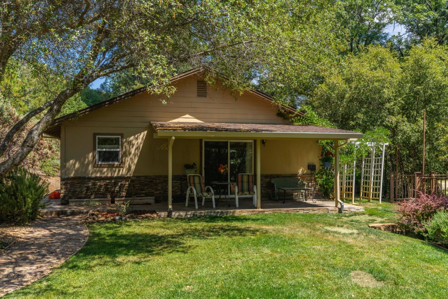 Detail Gallery Image 26 of 52 For 18861 Ponderosa Annex Rd, Sutter Creek,  CA 95685 - 3 Beds | 2 Baths