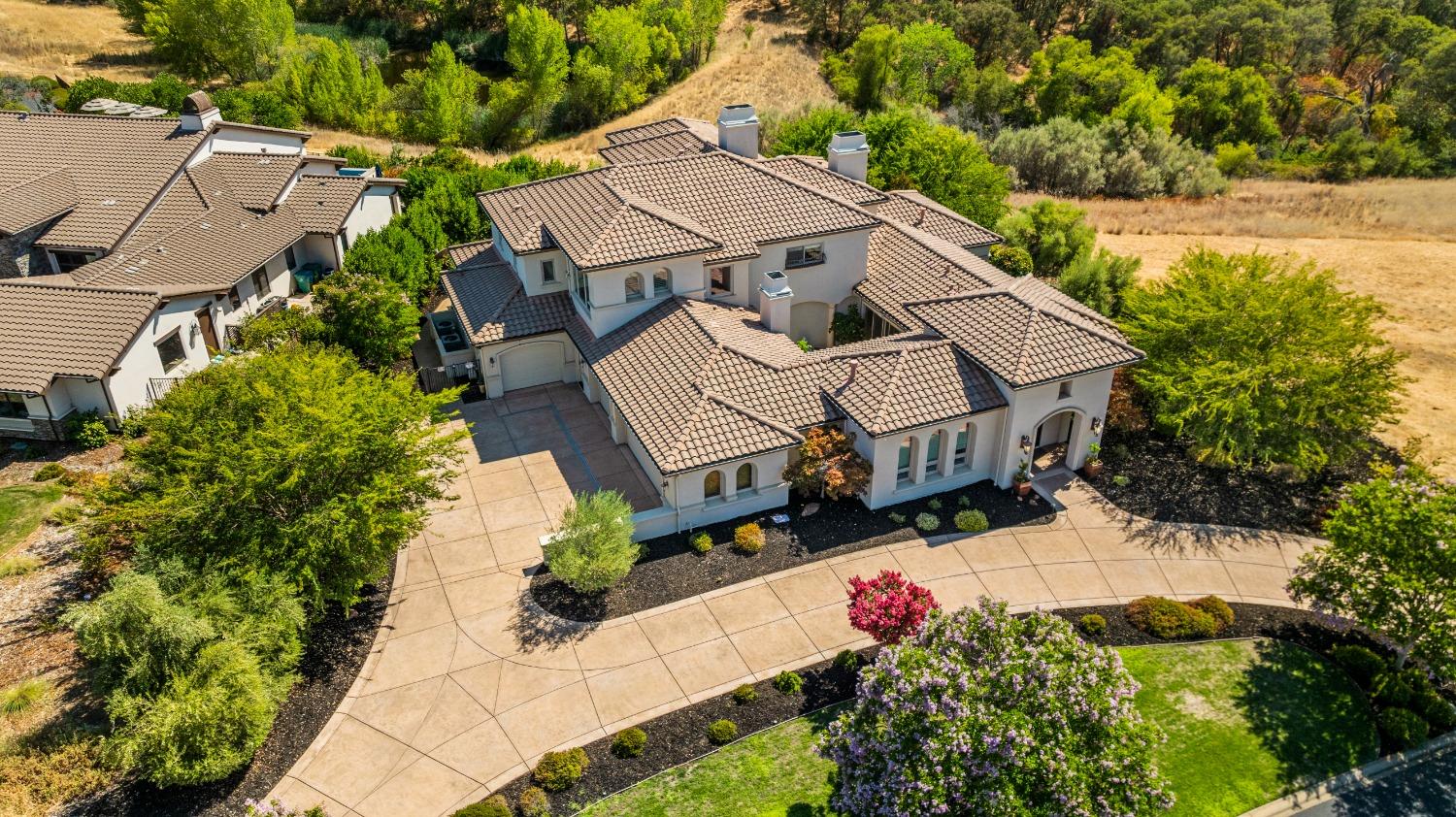 Detail Gallery Image 6 of 81 For 7488 Sangiovese Dr, El Dorado Hills,  CA 95762 - 4 Beds | 4/1 Baths