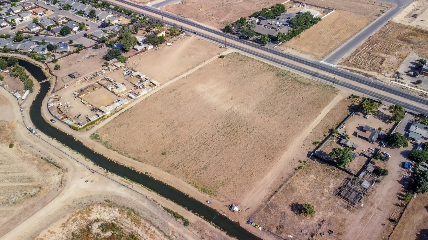 E Jensen Avenue, Fresno, California image 3