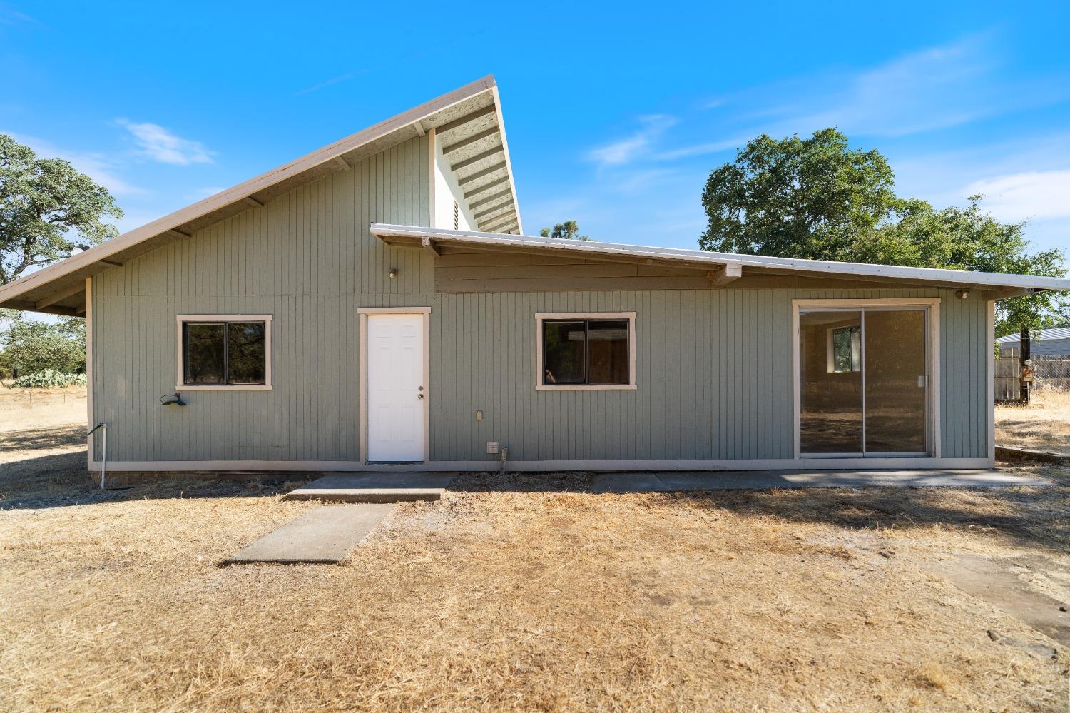 Detail Gallery Image 1 of 1 For 6150 Lower Wyandotte Rd, Oroville,  CA 95966 - 4 Beds | 2 Baths