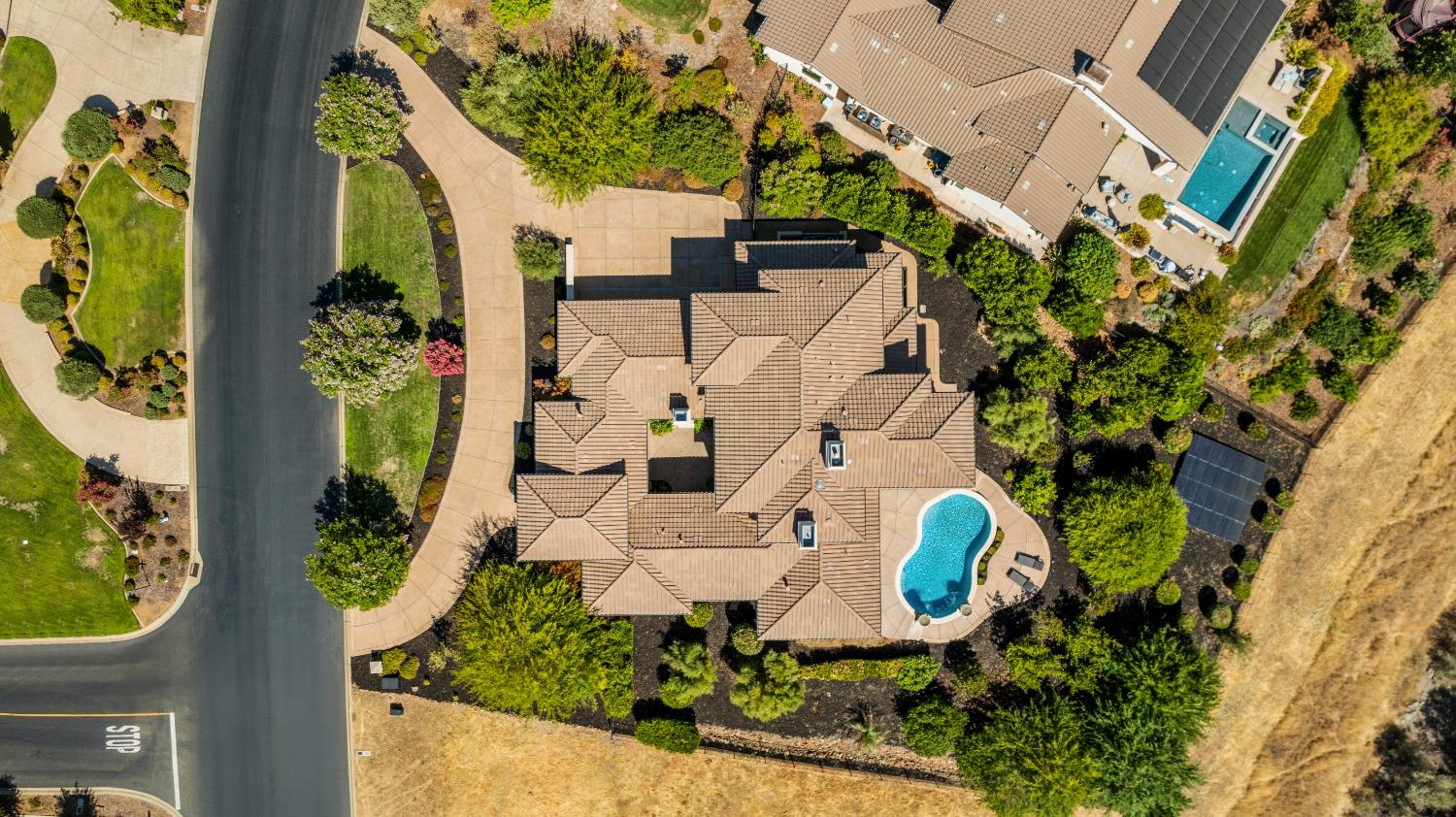 Detail Gallery Image 4 of 81 For 7488 Sangiovese Dr, El Dorado Hills,  CA 95762 - 4 Beds | 4/1 Baths