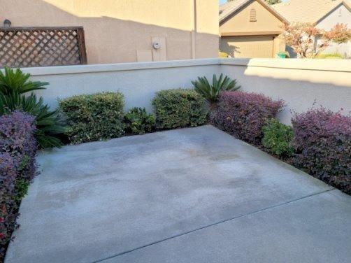 Detail Gallery Image 2 of 22 For 9668 Theresa Circle, Stockton,  CA 95209 - 2 Beds | 2 Baths