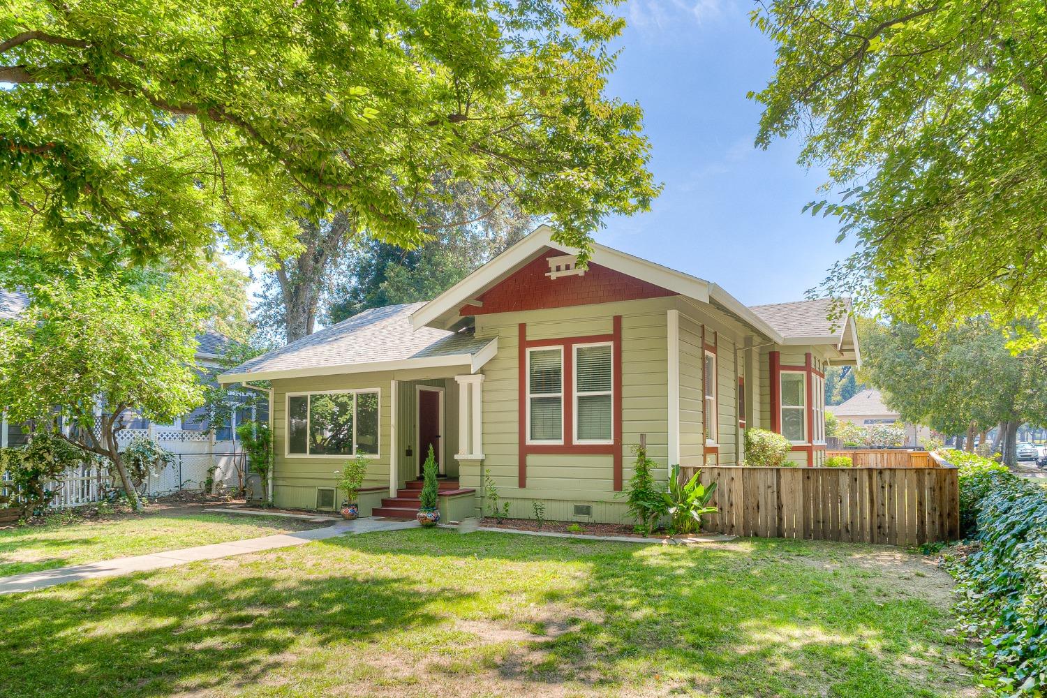 Detail Gallery Image 1 of 1 For 545 5th St, Colusa,  CA 95932 - 3 Beds | 2 Baths