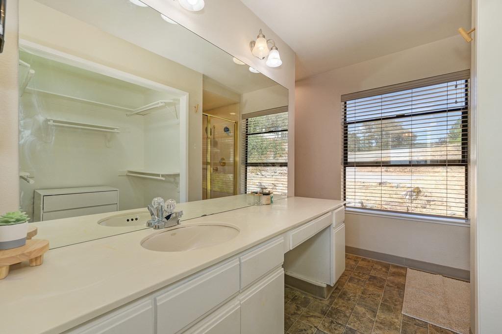 Detail Gallery Image 23 of 33 For 11345 Buckeye Ct, Penn Valley,  CA 95946 - 2 Beds | 2 Baths