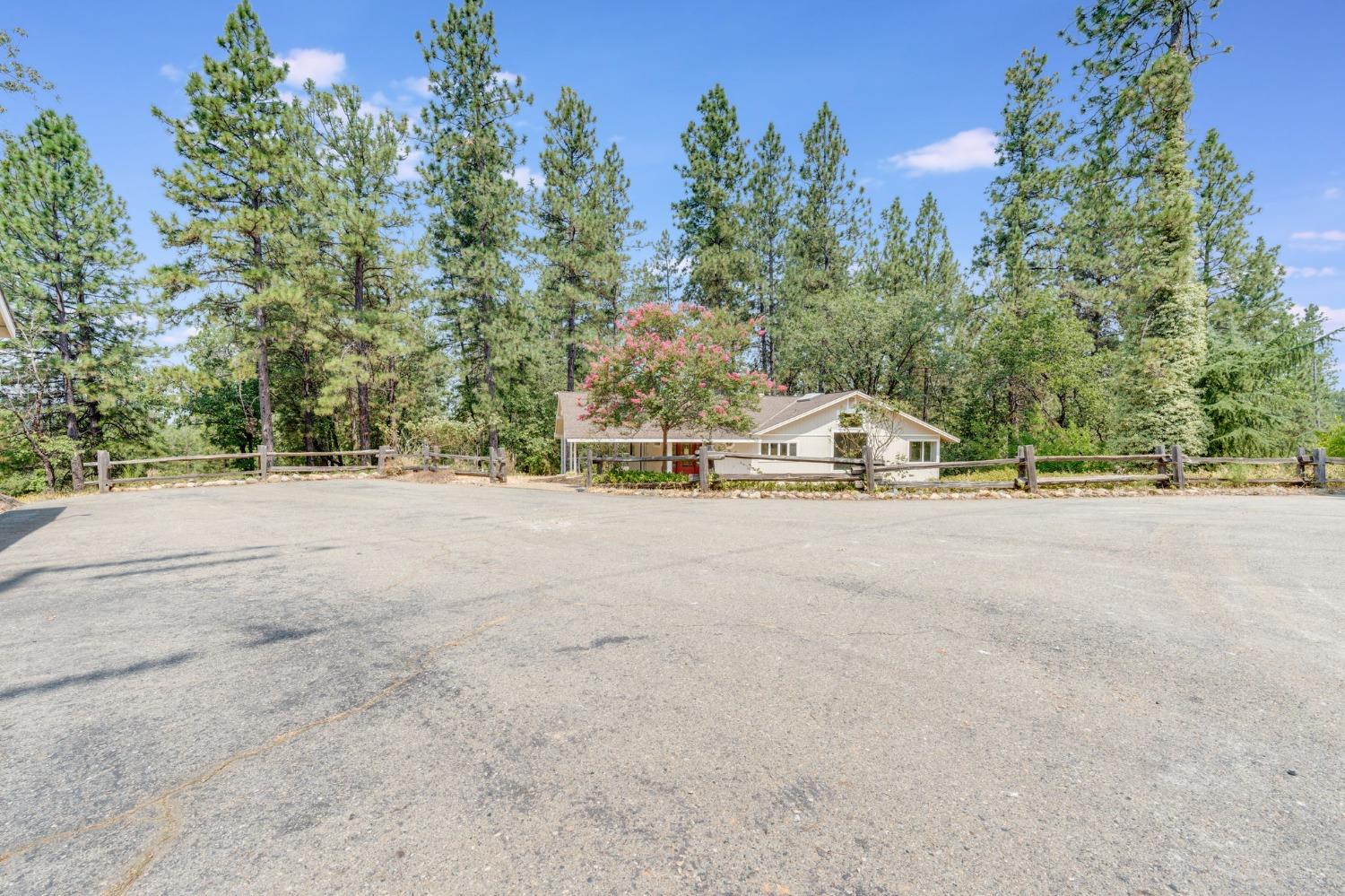 Hillside Drive, Applegate, California image 1