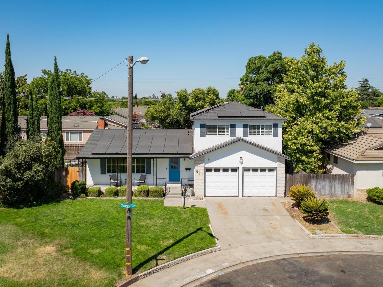 Detail Gallery Image 4 of 35 For 311 Shepard Way, Manteca,  CA 95336 - 3 Beds | 2 Baths