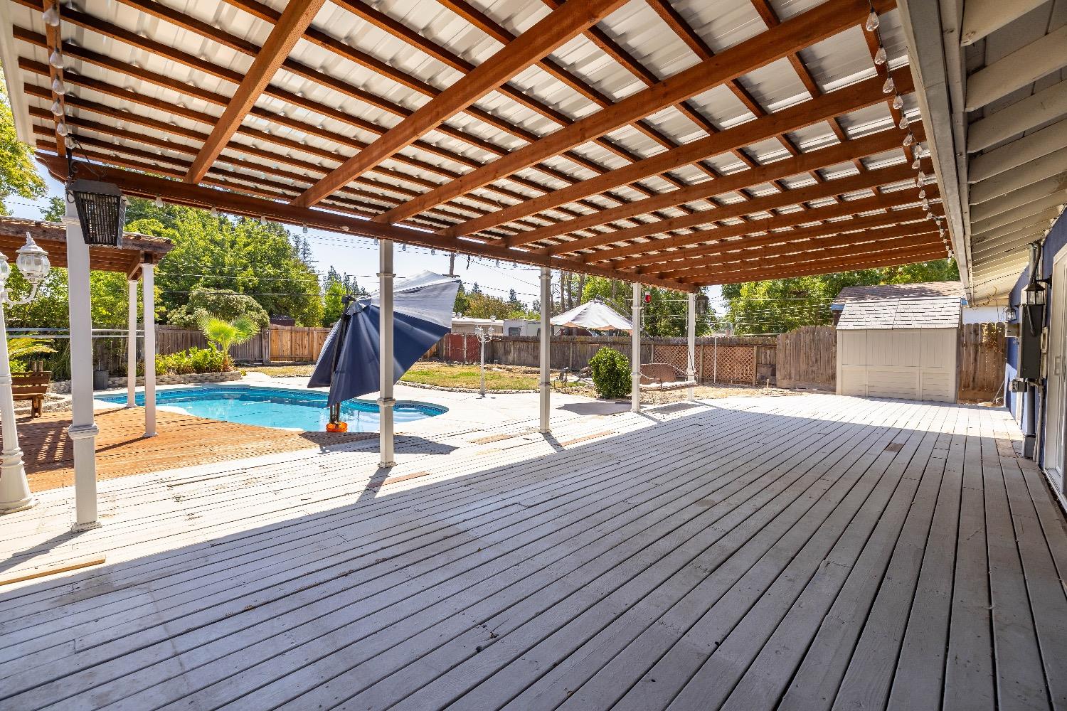 Detail Gallery Image 32 of 36 For 4106 Wheat St, Sacramento,  CA 95821 - 3 Beds | 2 Baths