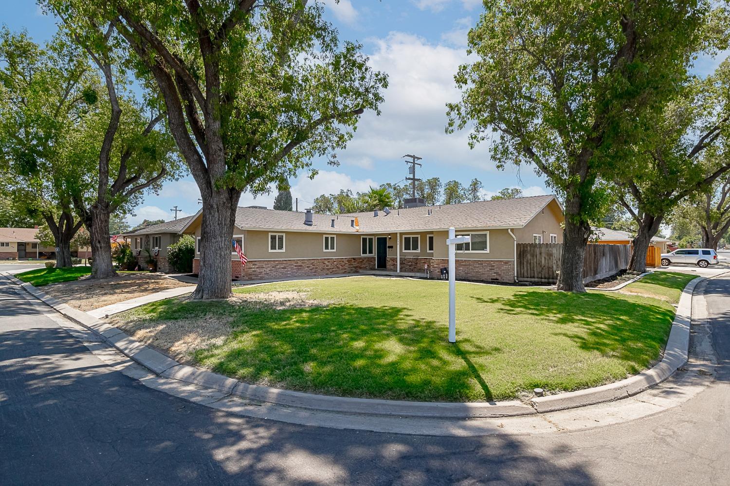 Detail Gallery Image 1 of 1 For 1002 Thoreau Ct, Modesto,  CA 95350 - 3 Beds | 1/1 Baths