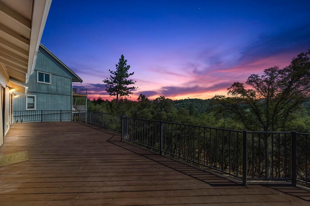 Detail Gallery Image 4 of 33 For 11345 Buckeye Ct, Penn Valley,  CA 95946 - 2 Beds | 2 Baths