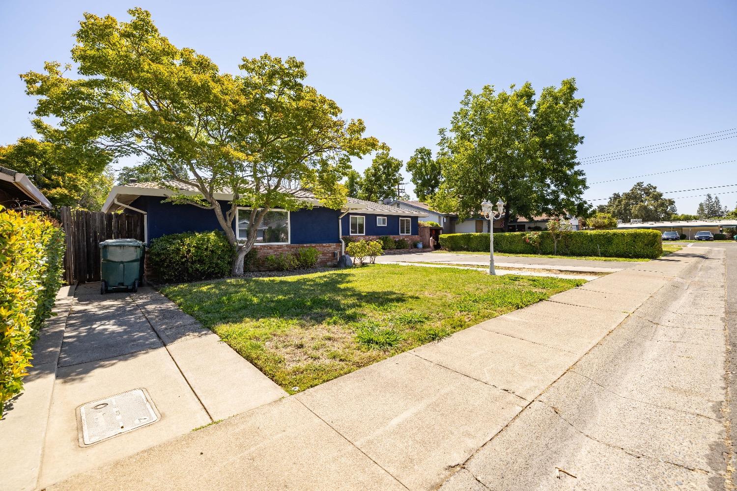 Detail Gallery Image 5 of 36 For 4106 Wheat St, Sacramento,  CA 95821 - 3 Beds | 2 Baths