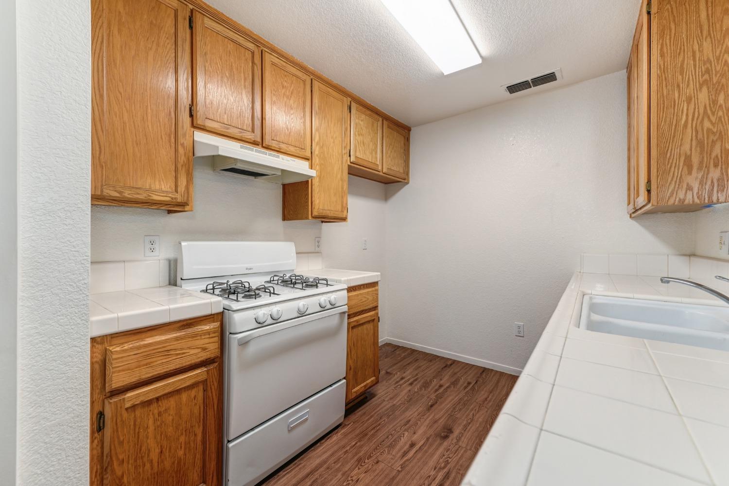 Detail Gallery Image 6 of 25 For 8020 Walerga Rd #1259,  Antelope,  CA 95843 - 2 Beds | 2 Baths