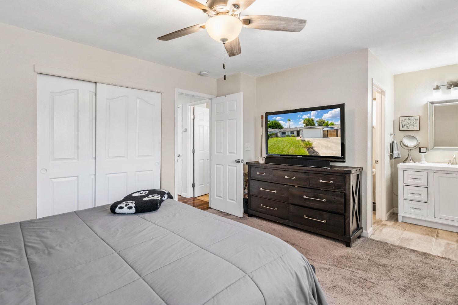 Detail Gallery Image 17 of 34 For 659 Fallenleaf Ln, Manteca,  CA 95336 - 3 Beds | 2 Baths