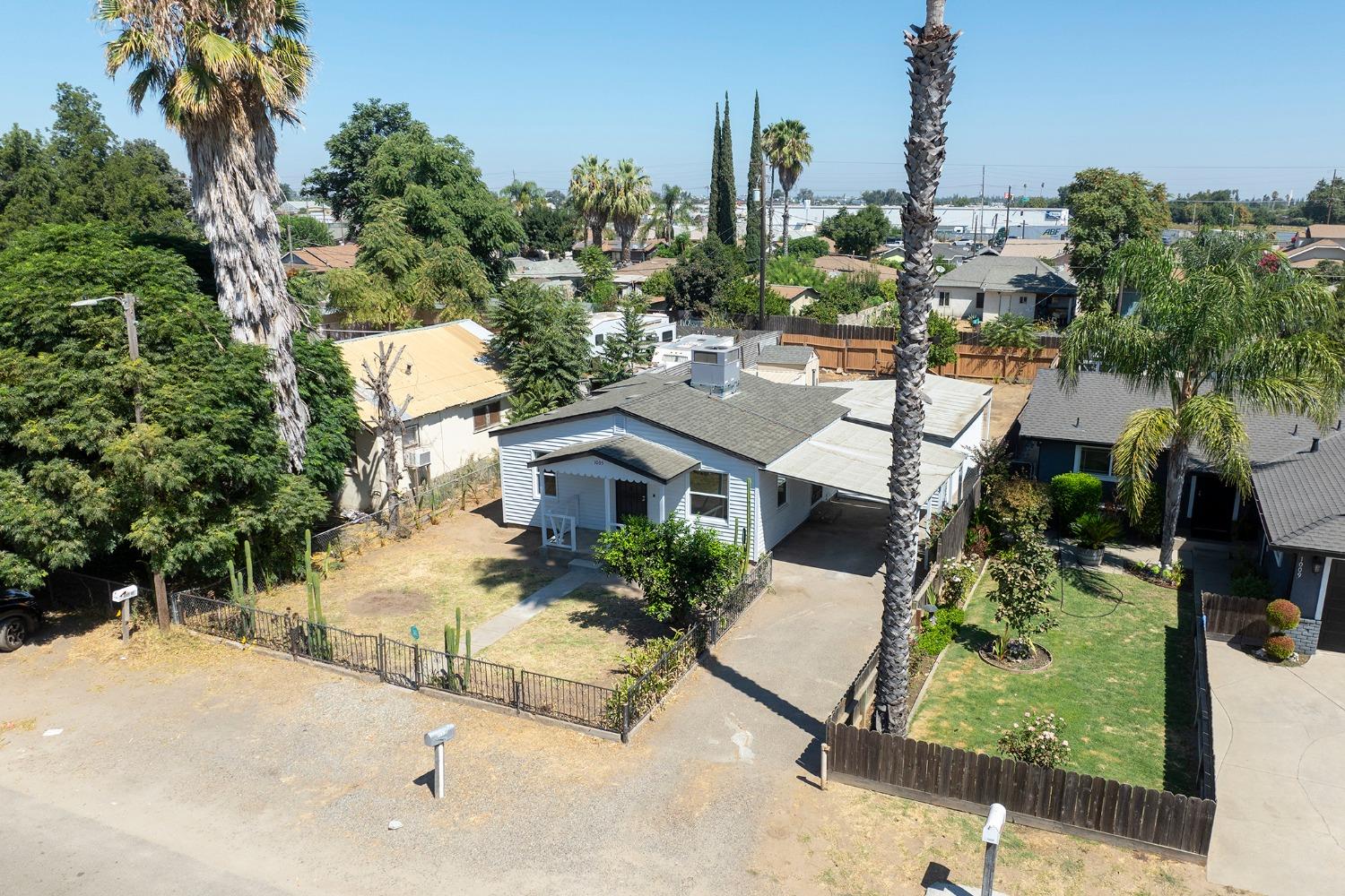 Detail Gallery Image 2 of 64 For 1005 Dover Ave, Modesto,  CA 95358 - 3 Beds | 2 Baths