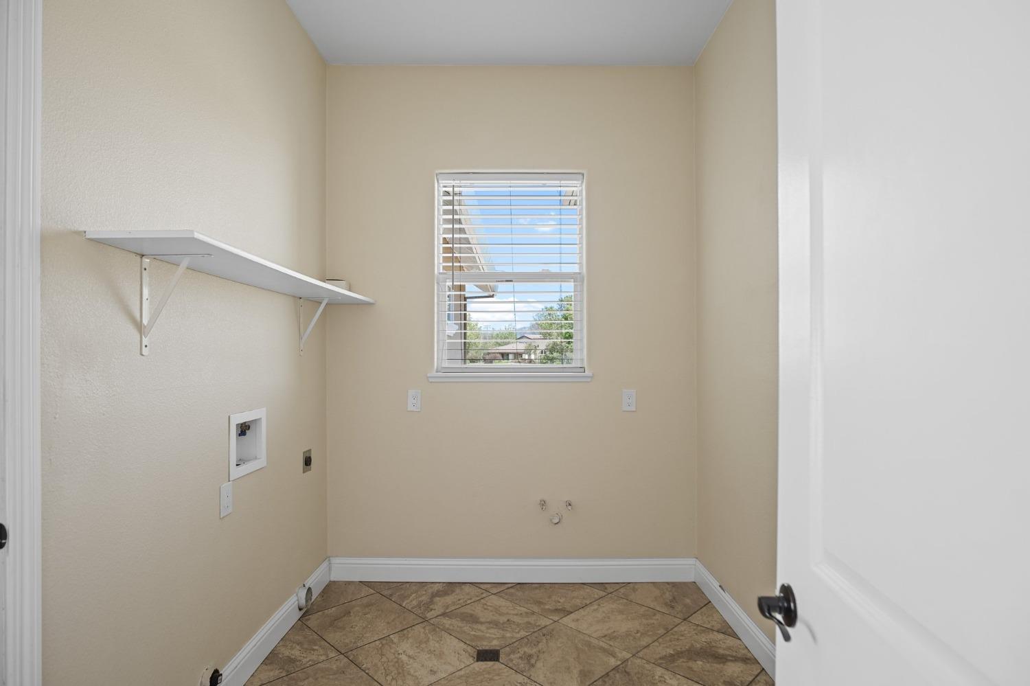 Detail Gallery Image 24 of 92 For 2906 Ranchito, La Grange,  CA 95329 - 3 Beds | 2/1 Baths